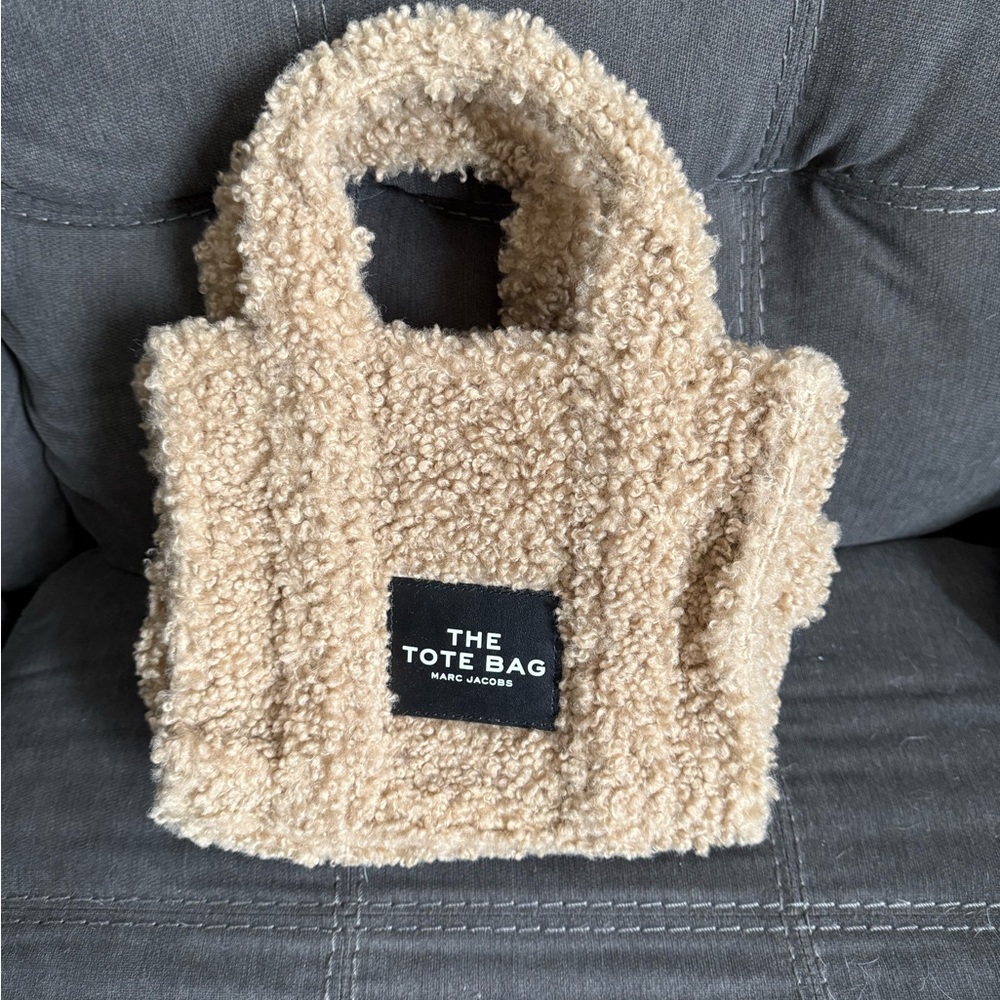 Marc Jacobs Small The Teddy Tote Bag
